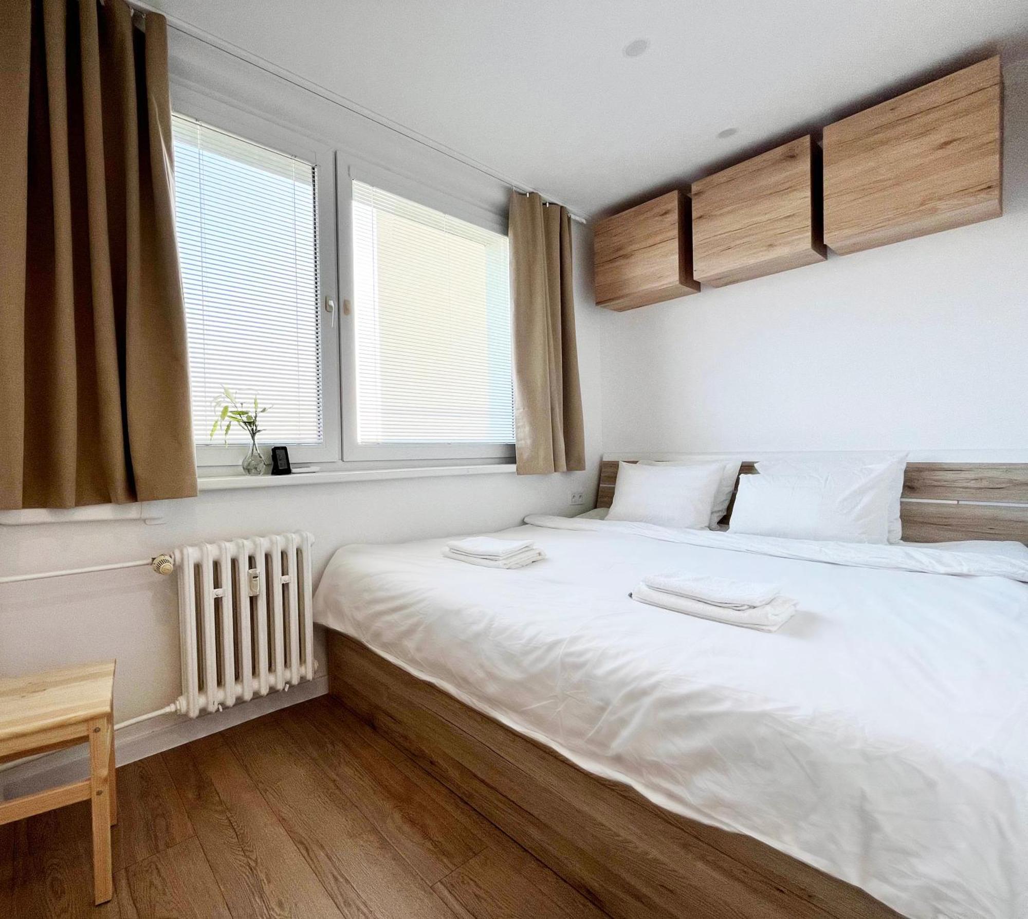 Elegant Escape Apartment III - Free Parking, Easy Access To City Center Братислава Екстериор снимка